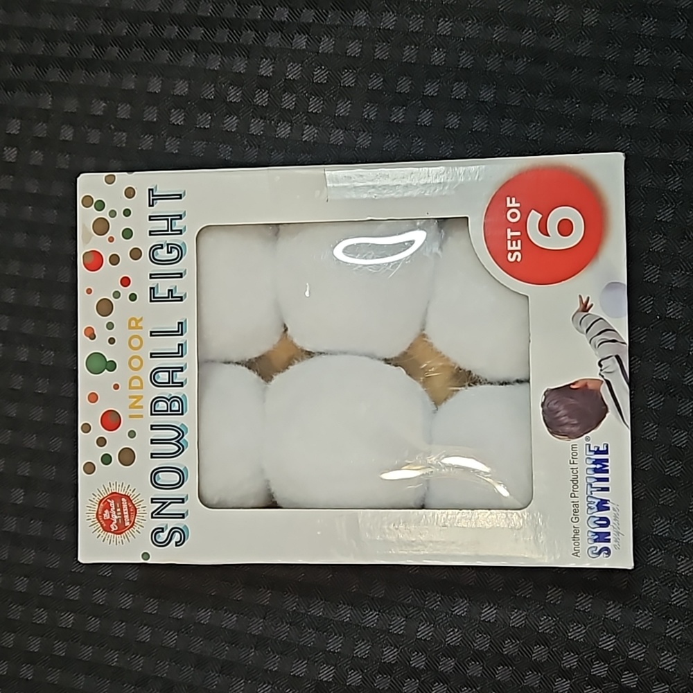 Showtime, indoor,  snowball fight, set of 6